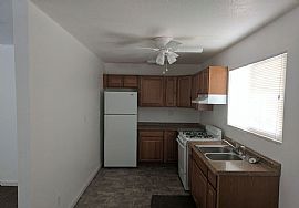 444 Long Ave, Bullhead City, Az 86429  in Bullhead City, AZ (Photo 1 of 7)