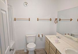 444 Long Ave, Bullhead City, Az 86429  in Bullhead City, AZ (Photo 6 of 7)