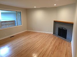 3 Bedroom, 12045 Sw Tremont St, Portland. in Portland, OR (Photo 3 of 7)