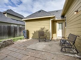 2701 Mercer Way, Denton, Tx 76209 3 Beds 2 Baths 1,319 Sqft in Denton, TX (Photo 10 of 11)