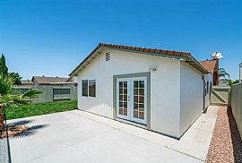 Light, Bright and Beautifully Remodeled! in San Diego, CA (Photo 8 of 10)