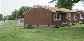  509 Hi Crest Dr, Lexington, Ky 40505 3 Beds 2 Baths 1,026 Sqft in Lexington, KY (Photo 3 of 8)