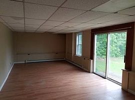  91 Old County Rd, Hampden, Me 04444 3 Beds 1.5 Baths 1,600 Sqf in Hampden, ME (Photo 3 of 7)