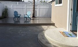 This Recently Remodeled Mobile Home Is Truly Something Special  in Newport Beach, CA (Photo 2 of 6)