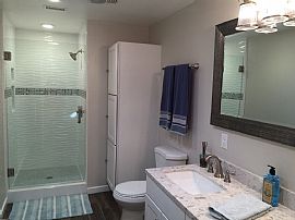 This Recently Remodeled Mobile Home Is Truly Something Special  in Newport Beach, CA (Photo 6 of 6)