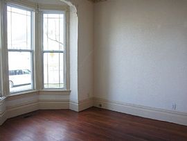2 Beds 1 Baths in Oakland, CA