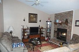  1927 Rolling Ridge Dr, Midway Park, Nc 28544  in Midway Park, NC (Photo 3 of 5)