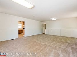 Simple 3 Bedroom Single Family Home  in San Jose, CA