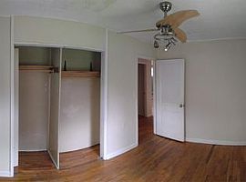 Unfurnished  2 Bedroom 1 Bath in Aiken, SC (Photo 3 of 6)