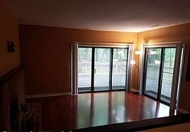 3 Bedroom Paradise in a Woody, Serene Enviroment in Farmington, CT (Photo 8 of 9)