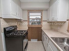 24850 Stephen Ave, Euclid, Oh 4412324850 Stephen Ave, Euclid, O in Euclid, OH (Photo 9 of 10)