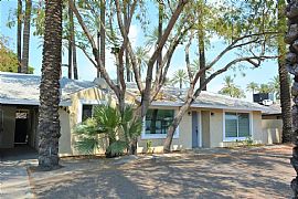 4440 N 44th St, Phoenix, Az 85018 3 Beds 2 Baths 1,296 Sqft in Phoenix, AZ (Photo 2 of 12)