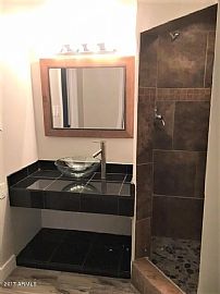 4440 N 44th St, Phoenix, Az 85018 3 Beds 2 Baths 1,296 Sqft in Phoenix, AZ (Photo 6 of 12)