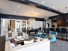 727 Worthington Woods  in Columbus, OH (Photo 6 of 12)