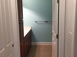 539 W 1st Ave Apt 314 in Columbus, OH (Photo 5 of 12)