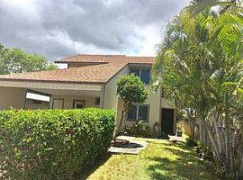 4 Bedroom Family Home Couple of Blocks From City Mall in Mililani, HI