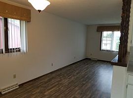 3 Bedroom Home in a Cool and Serene Enviroment in Asbury, IA (Photo 5 of 12)