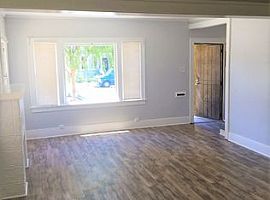 2 Beds 1 Bath in Long Beach, CA (Photo 3 of 3)