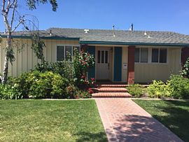 3 Beds 2 Baths in Long Beach, CA