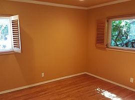 3 Beds 2 Baths in Long Beach, CA (Photo 2 of 3)