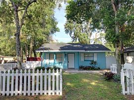 234 S Main St, Winter Garden, Fl 34787 2 Beds 1 Bath 696 Sqft in Winter Garden, FL (Photo 2 of 7)