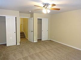 Single Family Home For Rent in Thornton, CO (Photo 7 of 8)