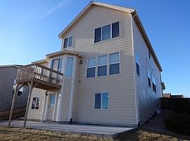 Single Family Home For Rent in Thornton, CO (Photo 8 of 8)