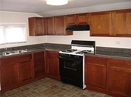 1277 Pierce Ave Se, Smyrna, Ga 30080 3 Beds 1 Bath 1,344 Sqft in Smyrna, GA (Photo 4 of 7)