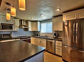 193 Grayson Way, Upland, Ca 91786 3 Beds 2 Baths 1,425 Sqft in Upland, CA (Photo 11 of 12)