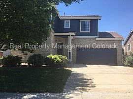Single Family Home For Rent in Commerce City, CO