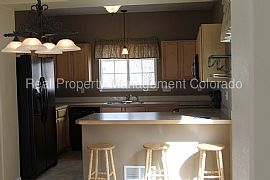 Single Family Home For Rent in Fort Collins, CO (Photo 2 of 8)