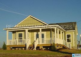 Single Family Home For Rent in Pleasant Grove, AL