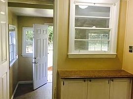  1932 Brewer Blvd Sw, Atlanta, Ga 30310 3 Beds 1.5 Baths 2,040  in Atlanta, GA (Photo 10 of 12)