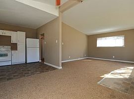 1245 Ensenada Dr, Florissant, Mo 63031 3 Beds 1 Bath 1,064 Sqft in Florissant, MO (Photo 10 of 11)