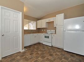 1245 Ensenada Dr, Florissant, Mo 63031 3 Beds 1 Bath 1,064 Sqft in Florissant, MO (Photo 2 of 11)