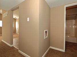 1245 Ensenada Dr, Florissant, Mo 63031 3 Beds 1 Bath 1,064 Sqft in Florissant, MO (Photo 6 of 11)