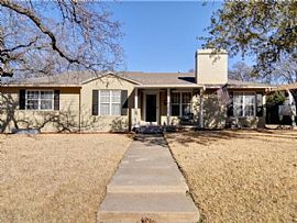 1913 Bluebird Ave, Fort Worth, Tx 76111 3 Beds 2 Baths 2,500 Sq in Fort Worth, TX