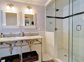 1913 Bluebird Ave, Fort Worth, Tx 76111 3 Beds 2 Baths 2,500 Sq in Fort Worth, TX (Photo 11 of 12)