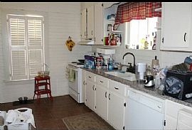 1122 Carpenter Ln, Aiken, Sc 29801 2 Beds · 1 Bath · 1,100 Sqft in Aiken, SC (Photo 8 of 9)