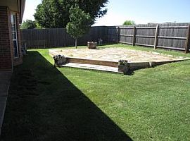 4 Beds 2 Baths 1,900 Sqftv in Oklahoma City, OK (Photo 4 of 11)