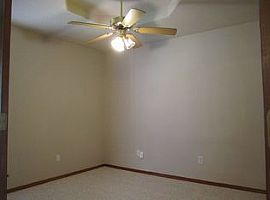4 Beds 2 Baths 1,900 Sqftv in Oklahoma City, OK (Photo 8 of 11)