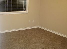  6549 Steep Hollow Cir, Bryan, Tx 77808 3 Beds 2 Baths 1,450 Sq in Bryan, TX (Photo 4 of 12)