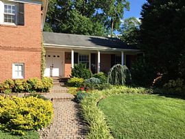 5 Beds 3.5 Baths 2,625 Sqft in Bethesda, MD