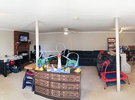  211 Pinon Dr, Kingsport, Tn 37663 4 Beds 2.5 Baths 2,900 Sqft in Kingsport, TN (Photo 6 of 8)