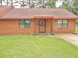 S Somerville St  Somerville, Tn 38068 1 Bed 1 Bath 1,000 Sqft in Somerville, TN