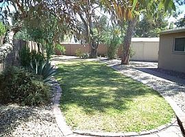  2108 W Del Oro Cir, Mesa, Az 85202 3 Beds 2 Baths 2,000 Sqft in Mesa, AZ (Photo 3 of 9)