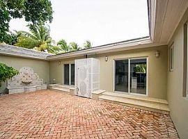 5 Beds 6 Baths For Rent in Miami, FL (Photo 4 of 7)