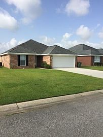  Amazon Dr Foley, Al 36535 3 Beds 2 Baths 1,563 Sqft in Foley, AL