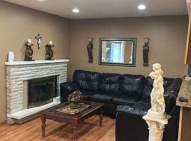  26410 Nicola Dr, Warren, Mi 48091 3 Beds 2 Baths 1,517 Sqft in Warren, MI (Photo 3 of 12)