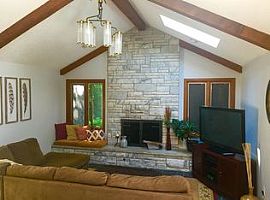  312 N Ellicott St, Williamsville, Ny 14221 3 Beds 1 Bath 1,243 in Williamsville, NY (Photo 3 of 4)